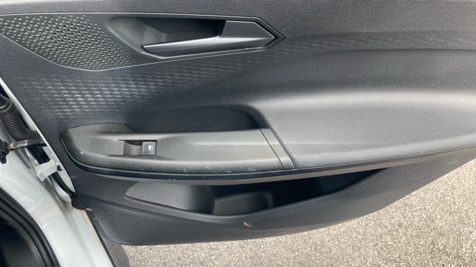 CUPRA Born 150kW V3 58kWh 5dr Auto Electric Hatchback - Image 23