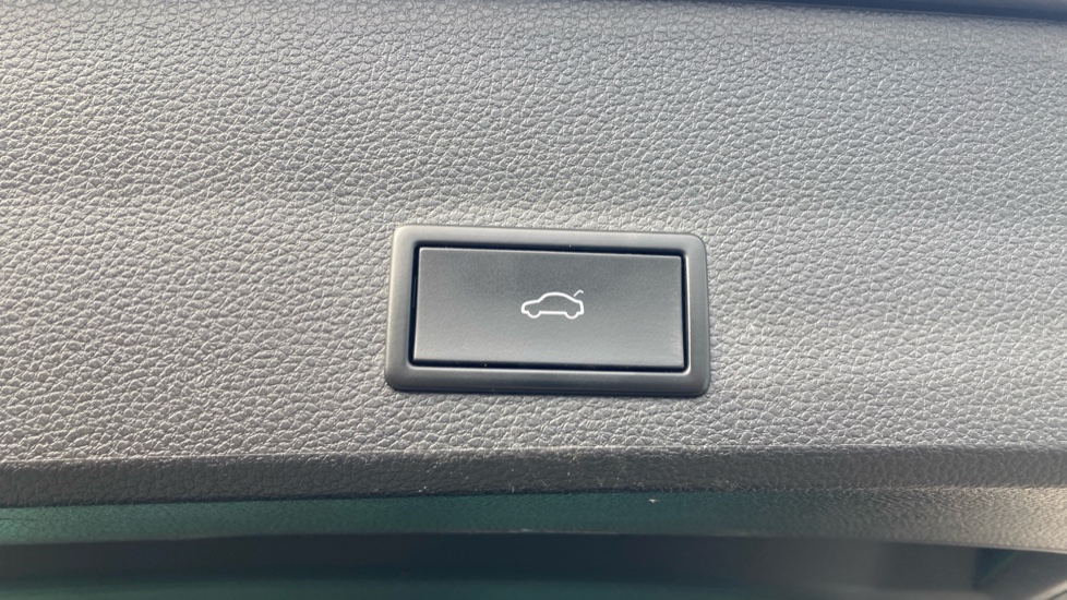 CUPRA Ateca 1.5 EcoTSI V2 5dr DSG Petrol Estate - Image 21
