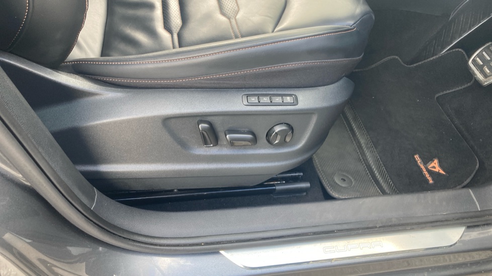 CUPRA Ateca 1.5 EcoTSI V2 5dr DSG Petrol Estate - Image 38