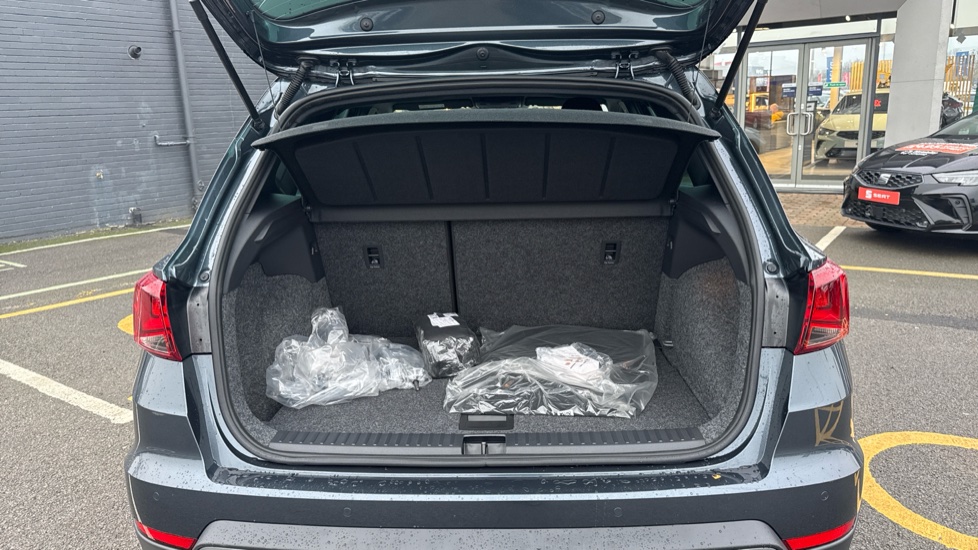 SEAT Arona 1.5 TSI 150 FR First Edition 5dr DSG Petrol Hatchback - Image 20