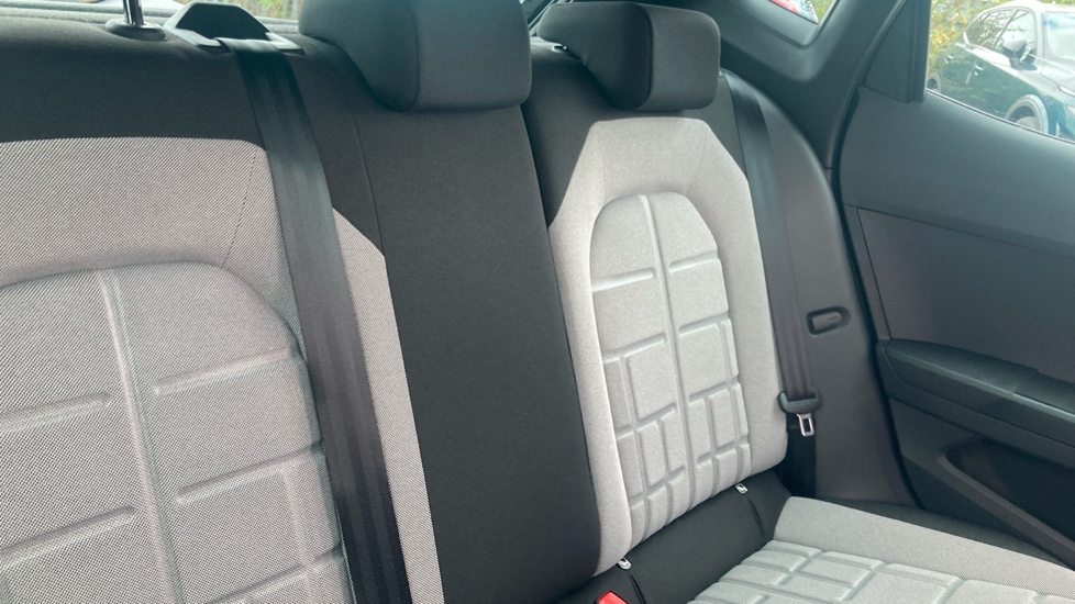 SEAT Ibiza 1.0 TSI 115 FR 5dr Petrol Hatchback - Image 16