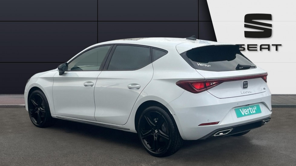 SEAT Leon 1.5 TSI 150 FR Black Edition 5dr [DAP] Petrol Hatchback - Image 3