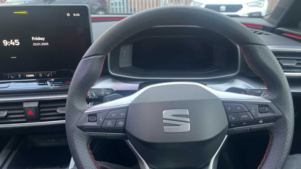 SEAT Leon 1.5 TSI 150 FR Black Edition 5dr [DAP] Petrol Hatchback - Image 10
