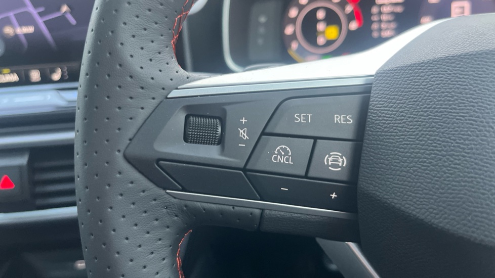 SEAT Leon 1.5 TSI 150 FR Black Edition 5dr [DAP] Petrol Hatchback - Image 17