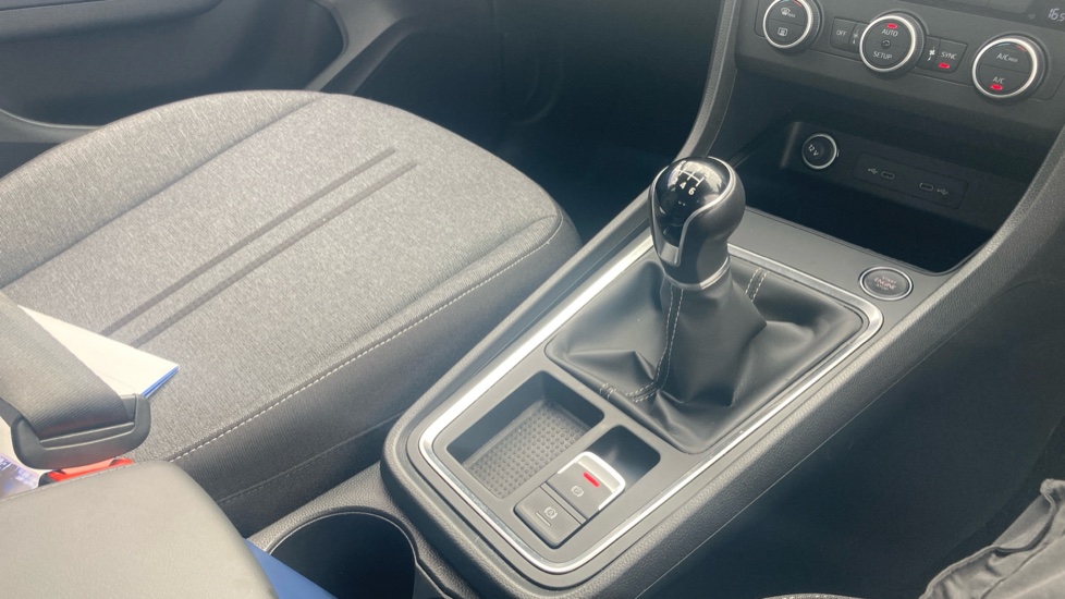 SEAT Ateca 1.0 TSI SE Technology 5dr Petrol Estate - Image 14