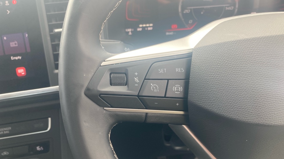 SEAT Ateca 1.0 TSI SE Technology 5dr Petrol Estate - Image 17