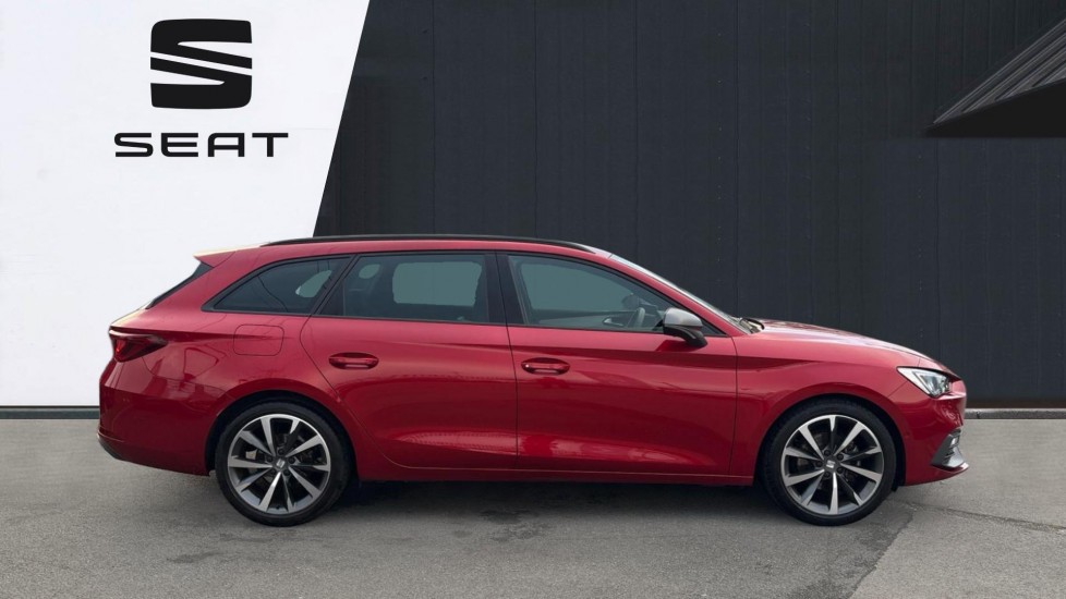 SEAT Leon 1.5 eTSI 115 FR Sport 5dr DSG [DAP] Petrol Estate - Image 4
