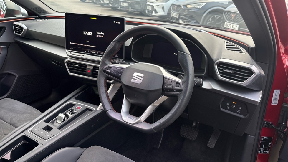 SEAT Leon 1.5 eTSI 115 FR Sport 5dr DSG [DAP] Petrol Estate - Image 6