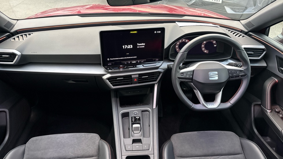 SEAT Leon 1.5 eTSI 115 FR Sport 5dr DSG [DAP] Petrol Estate - Image 9