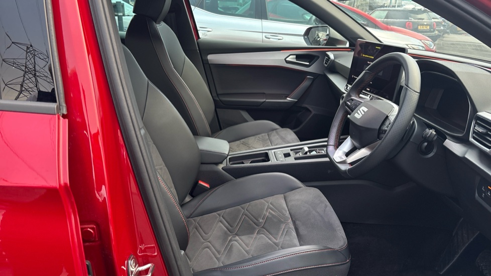 SEAT Leon 1.5 eTSI 115 FR Sport 5dr DSG [DAP] Petrol Estate - Image 15