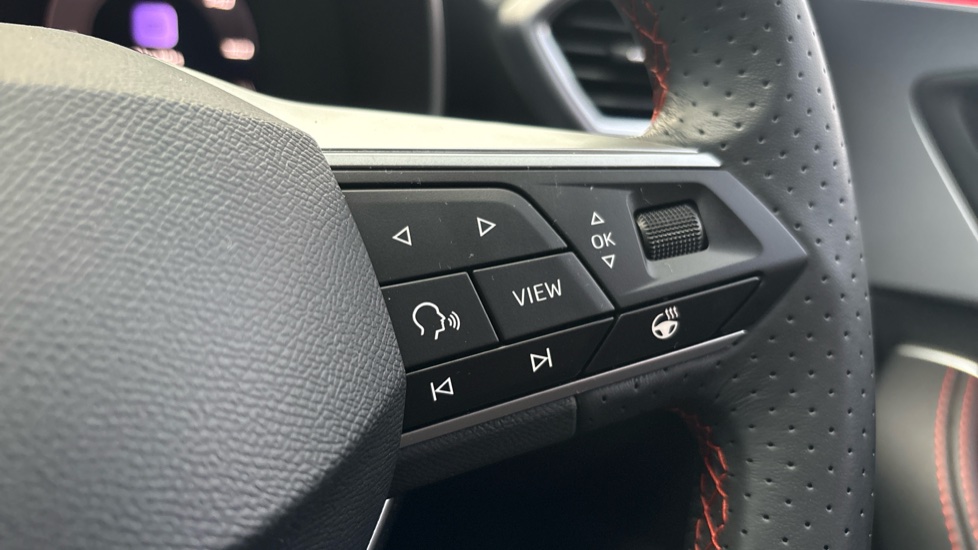 SEAT Leon 1.5 eTSI 115 FR Sport 5dr DSG [DAP] Petrol Estate - Image 18