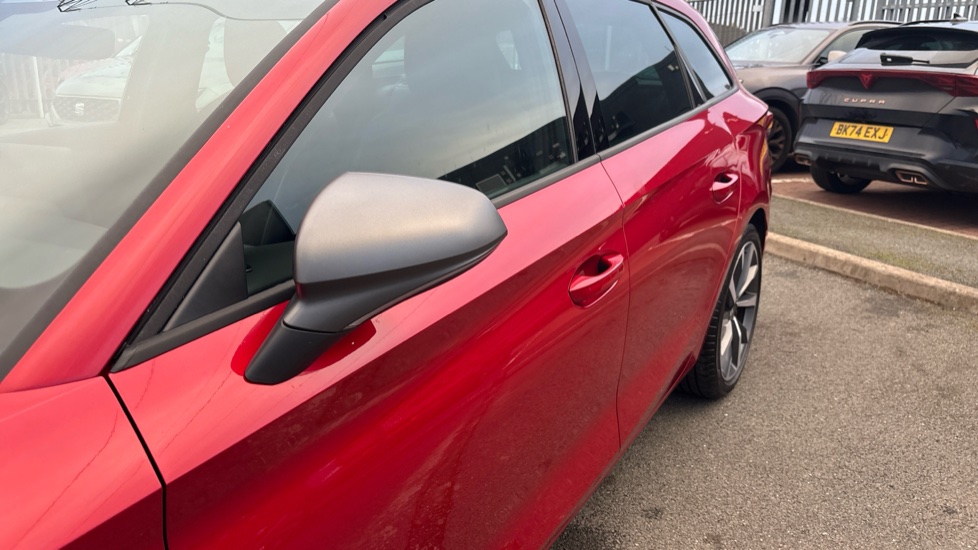 SEAT Leon 1.5 eTSI 115 FR Sport 5dr DSG [DAP] Petrol Estate - Image 45