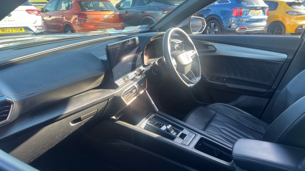 CUPRA Formentor 1.5 TSI 150 V2 5dr DSG Petrol Estate - Image 2