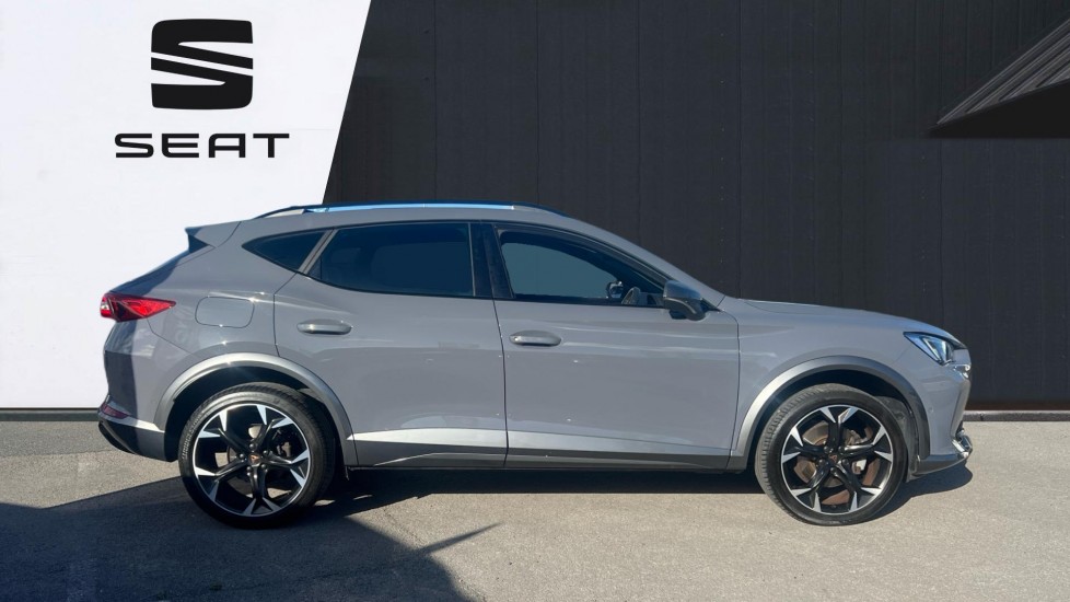 CUPRA Formentor 1.5 TSI 150 V2 5dr DSG Petrol Estate - Image 4
