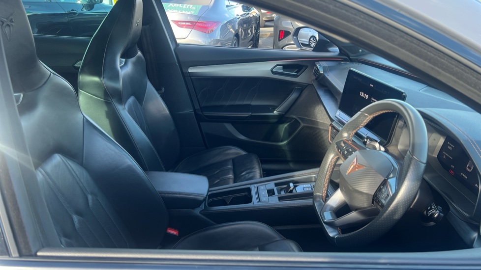 CUPRA Formentor 1.5 TSI 150 V2 5dr DSG Petrol Estate - Image 15