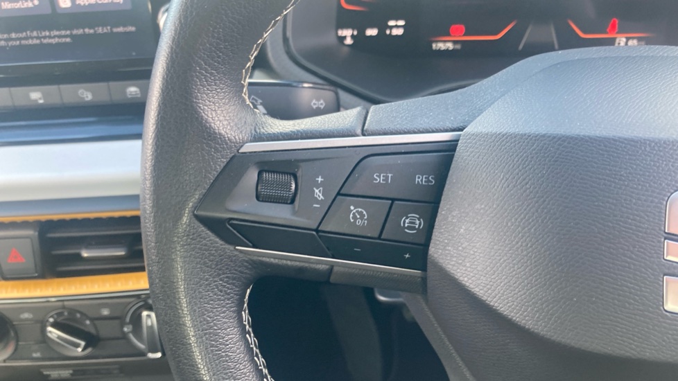 SEAT Ibiza 1.0 MPI SE 5dr Petrol Hatchback - Image 17
