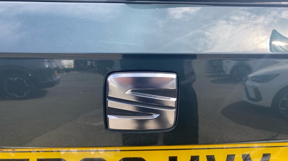 SEAT Ateca 2.0 TDI 150 Xperience Lux 5dr DSG 4Drive Diesel Estate - Image 22