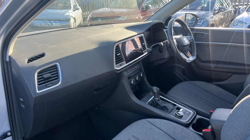 SEAT Ateca 1.5 TSI EVO SE Technology 5dr DSG Petrol Estate - Image 2