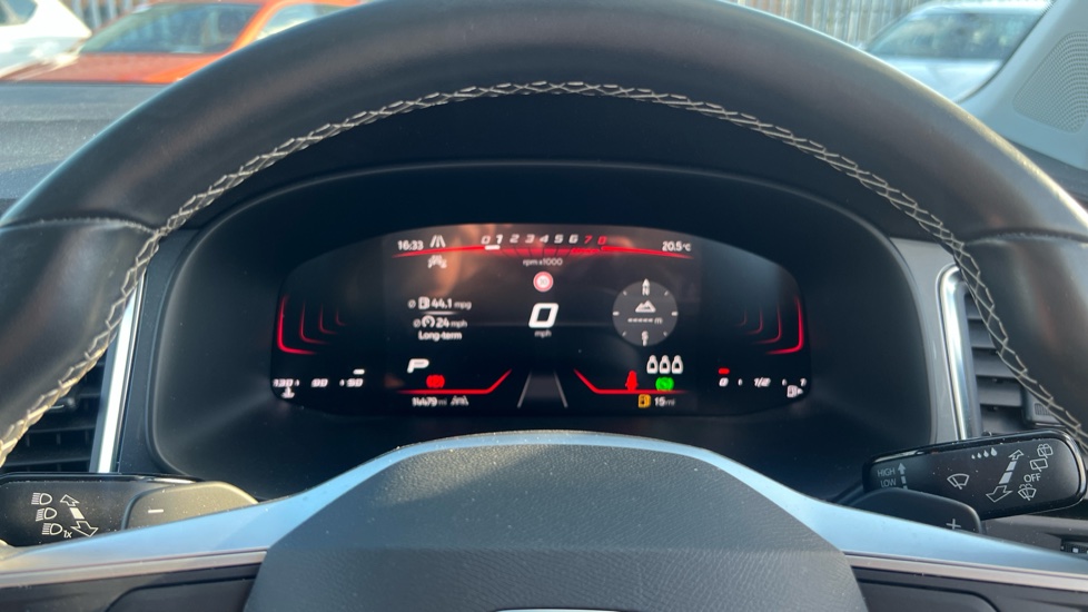 SEAT Ateca 1.5 TSI EVO SE Technology 5dr DSG Petrol Estate - Image 11