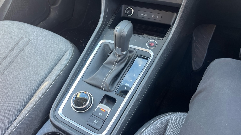 SEAT Ateca 1.5 TSI EVO SE Technology 5dr DSG Petrol Estate - Image 14
