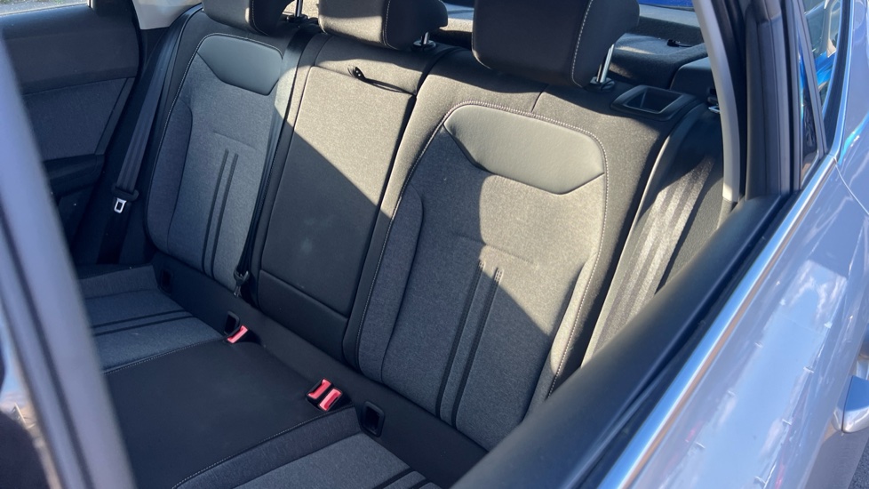 SEAT Ateca 1.5 TSI EVO SE Technology 5dr DSG Petrol Estate - Image 40