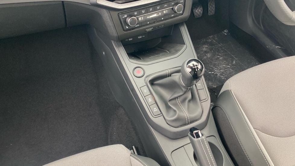 SEAT Ibiza 1.0 TSI 95 FR Sport 5dr Petrol Hatchback - Image 14