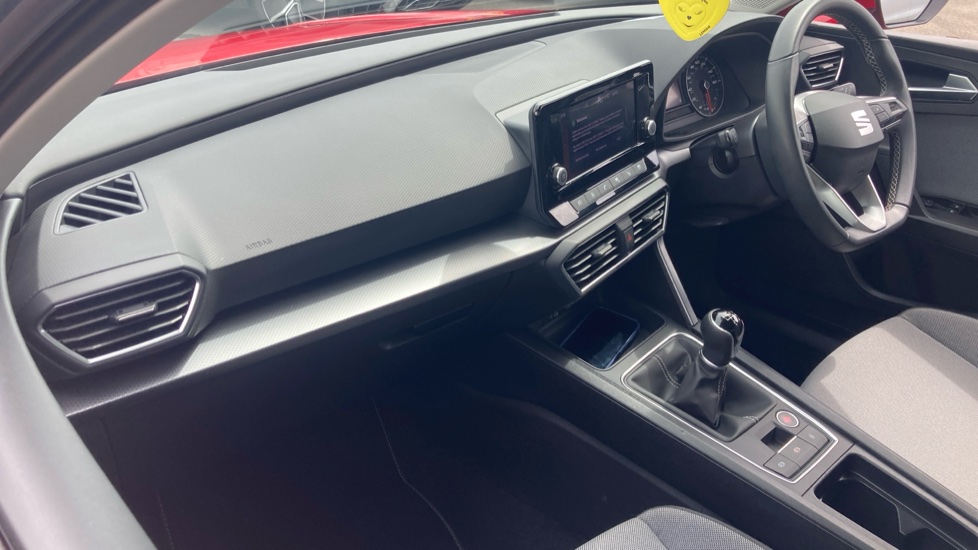 SEAT Leon 2.0 TDI SE 5dr Diesel Estate - Image 2
