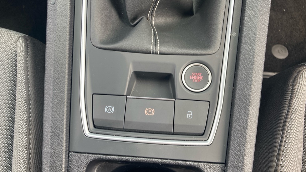SEAT Leon 2.0 TDI SE 5dr Diesel Estate - Image 41