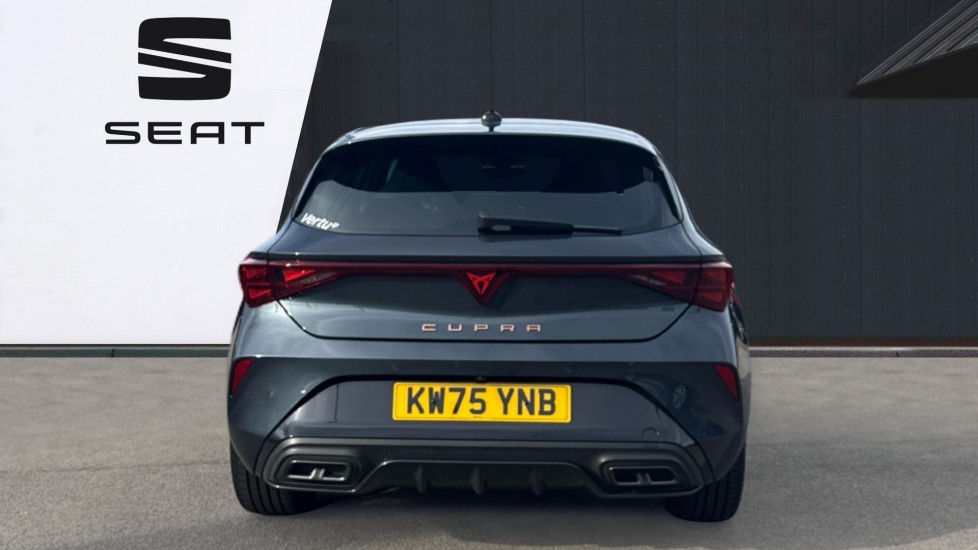 CUPRA Leon 1.5 eTSI 150 V2 5dr DSG Petrol Hatchback - Image 8