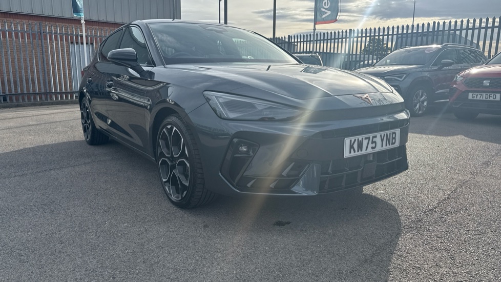 CUPRA Leon 1.5 eTSI 150 V2 5dr DSG Petrol Hatchback - Image 28