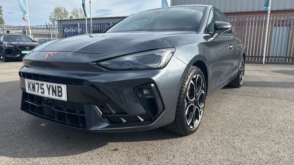 CUPRA Leon 1.5 eTSI 150 V2 5dr DSG Petrol Hatchback - Image 30