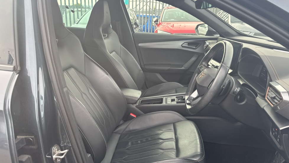 CUPRA Formentor 1.5 TSI 150 V2 5dr DSG Petrol Estate - Image 15