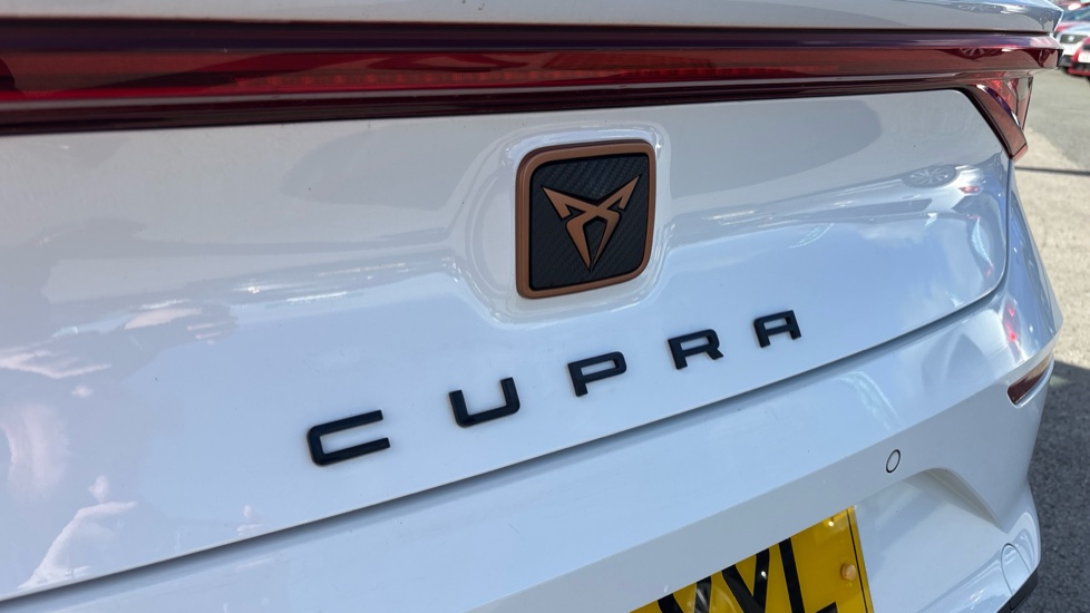 CUPRA Leon 2.0 TSI VZ2 5dr DSG Petrol Hatchback - Image 35