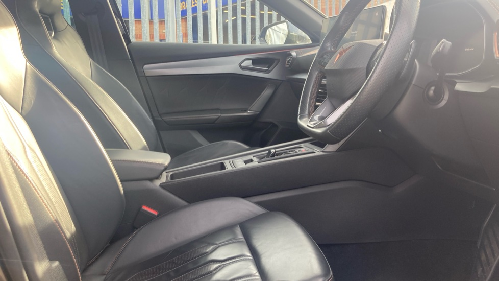 CUPRA Formentor 1.5 TSI 150 V2 5dr DSG Petrol Estate - Image 15