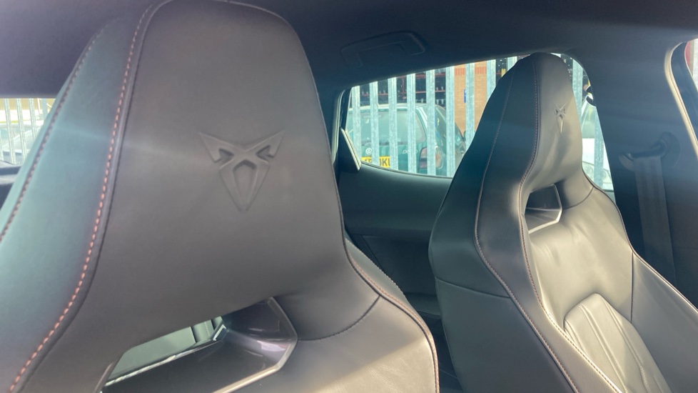 CUPRA Formentor 1.5 TSI 150 V2 5dr DSG Petrol Estate - Image 30
