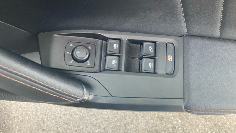 CUPRA Formentor 1.5 TSI 150 V2 5dr DSG Petrol Estate - Image 33