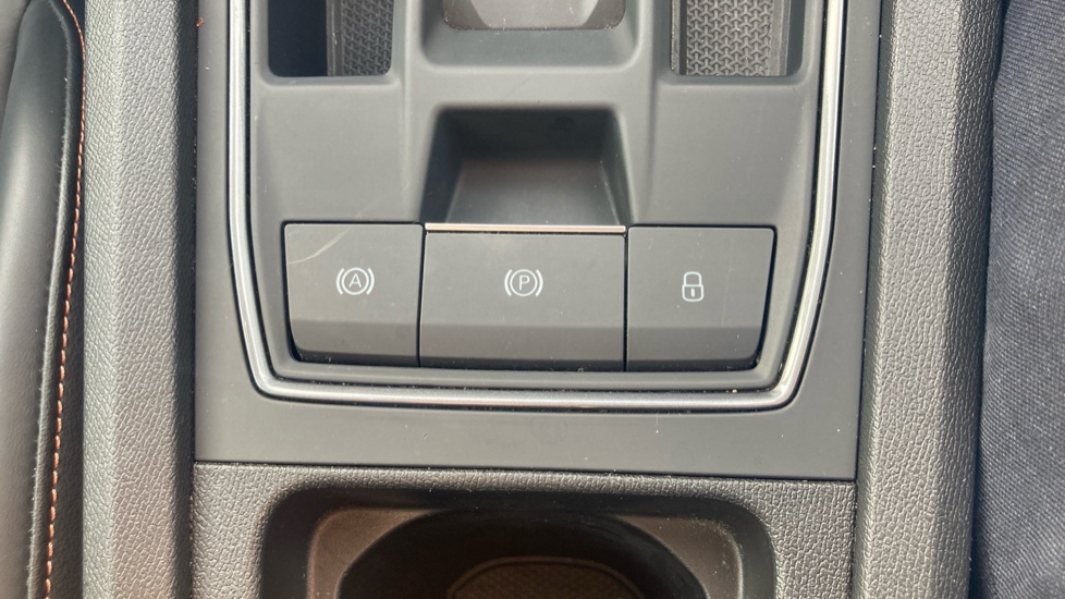 CUPRA Formentor 1.5 TSI 150 V2 5dr DSG Petrol Estate - Image 35