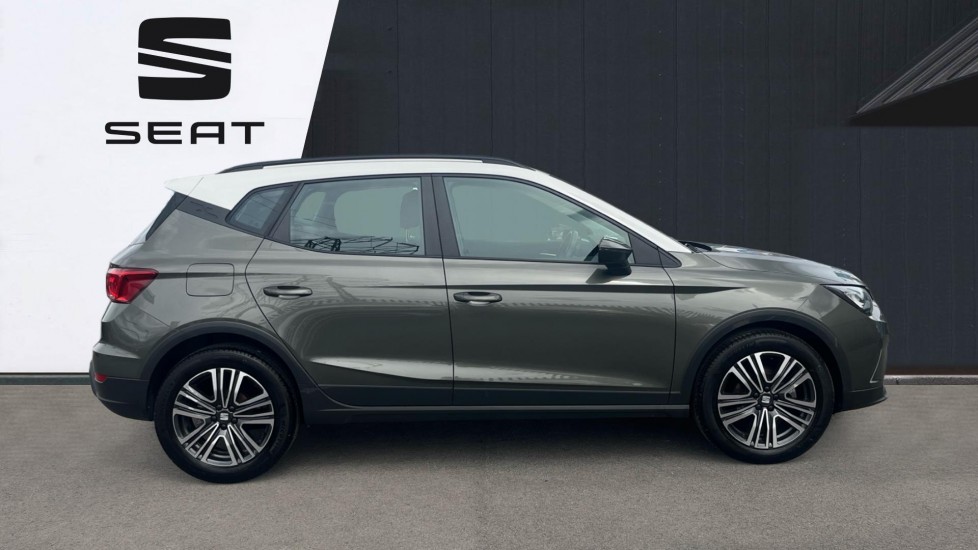 SEAT Arona 1.0 TSI 110 SE Technology 5dr DSG Petrol Hatchback - Image 4