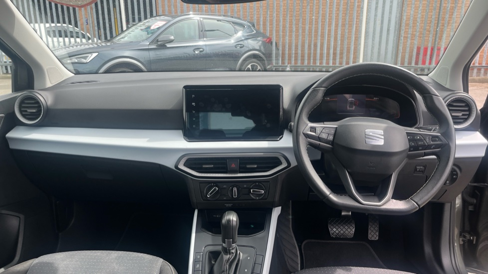 SEAT Arona 1.0 TSI 110 SE Technology 5dr DSG Petrol Hatchback - Image 9