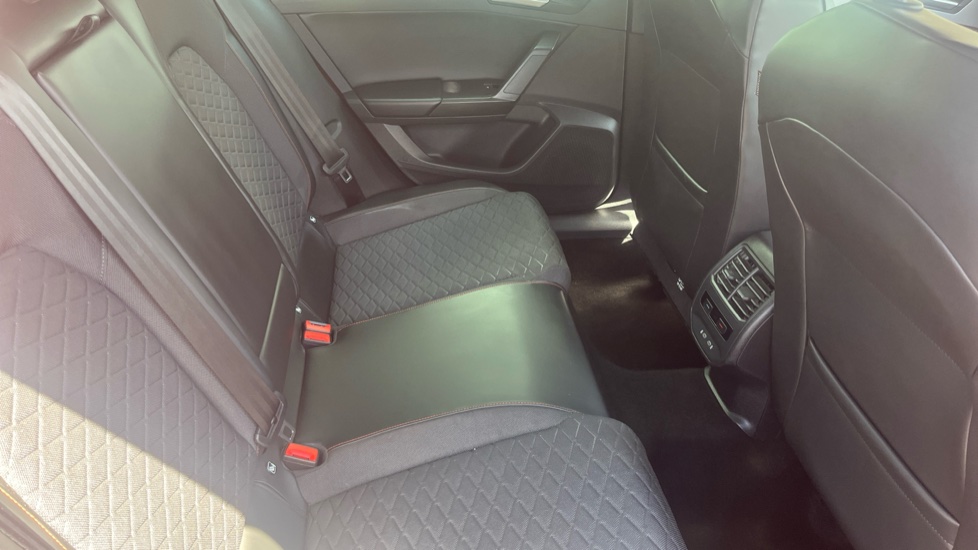 SEAT Leon 1.0 TSI EVO FR 5dr Petrol Hatchback - Image 33