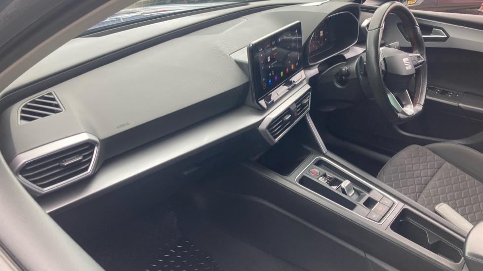SEAT Leon 1.4 eHybrid FR 5dr DSG Hatchback - Image 2