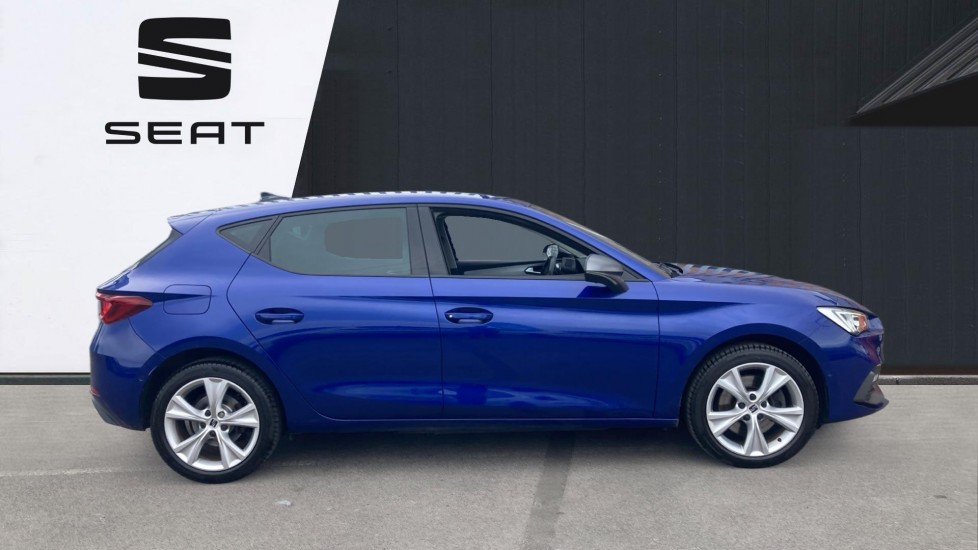 SEAT Leon 1.4 eHybrid FR 5dr DSG Hatchback - Image 4