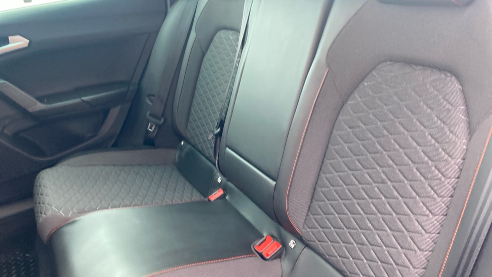 SEAT Leon 1.4 eHybrid FR 5dr DSG Hatchback - Image 14