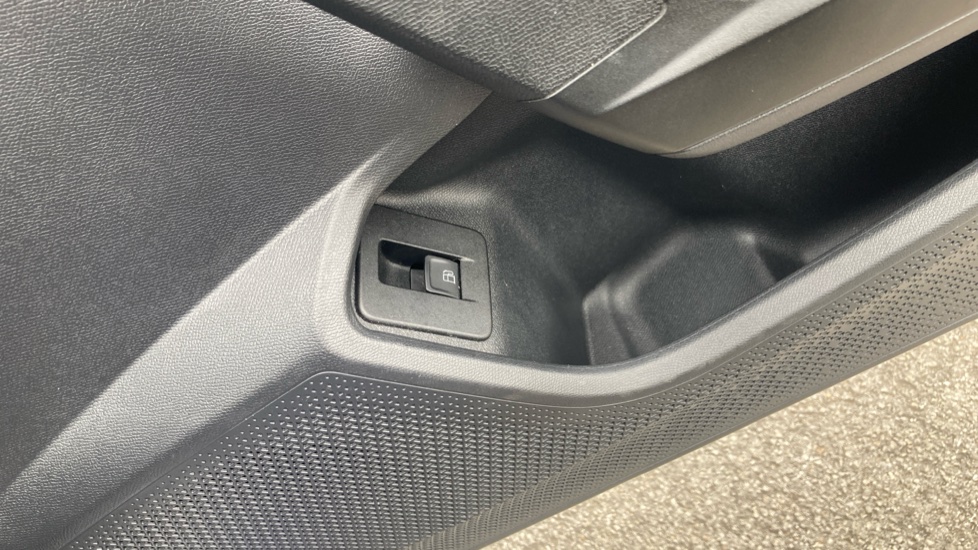 SEAT Leon 1.4 eHybrid FR 5dr DSG Hatchback - Image 34