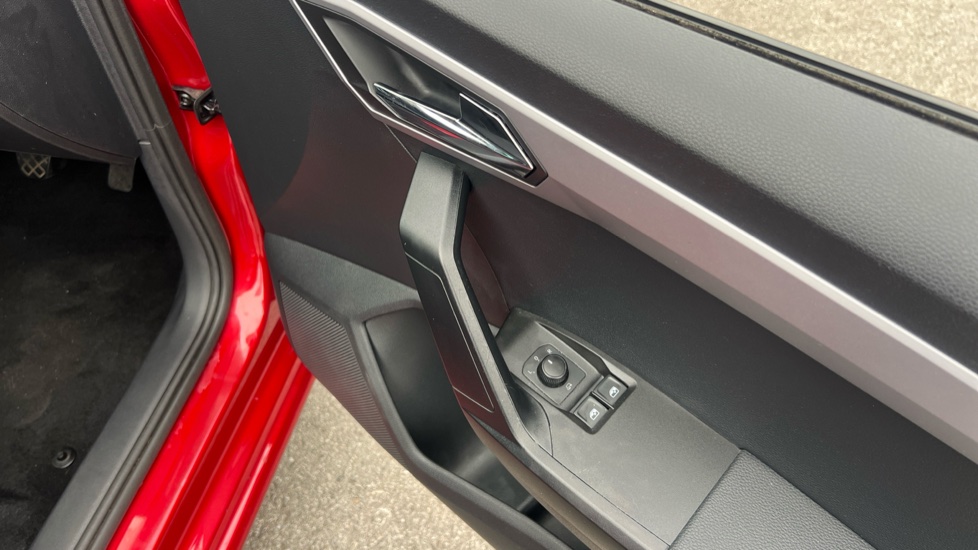 SEAT Ibiza 1.0 TSI 95 FR Sport [EZ] 5dr Petrol Hatchback - Image 19