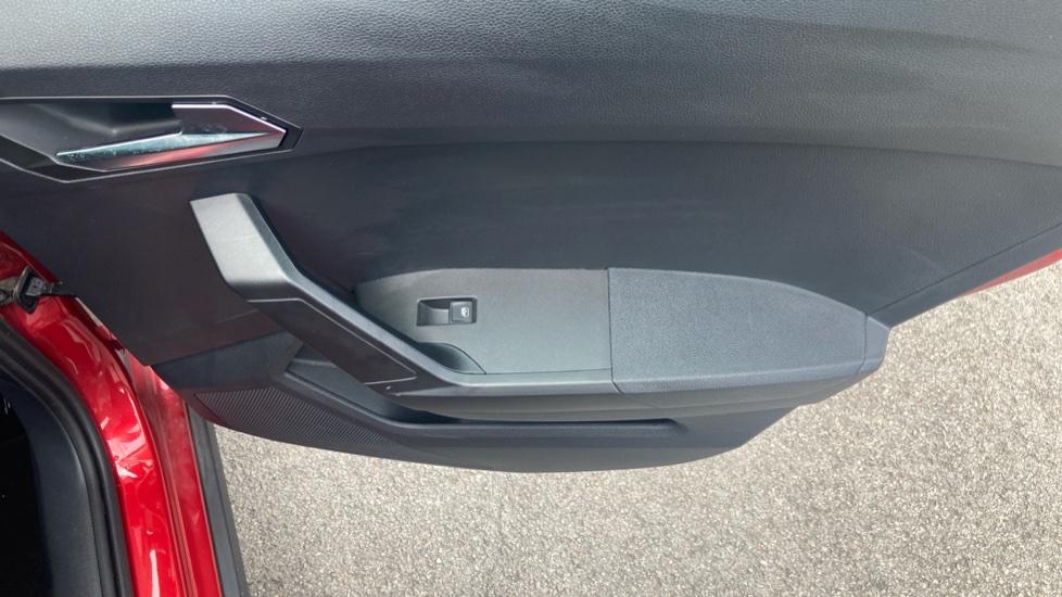 SEAT Arona 1.0 TSI 110 FR Sport 5dr DSG Petrol Hatchback - Image 29