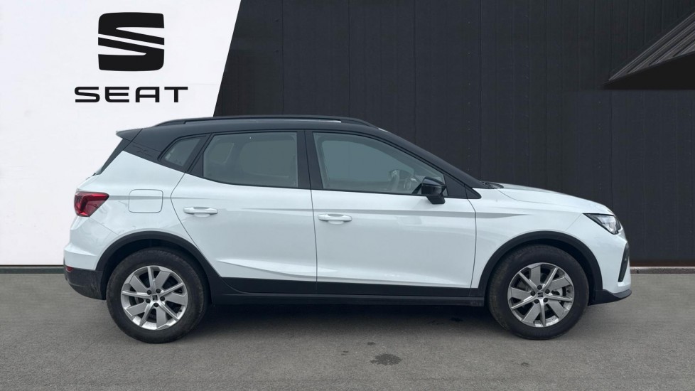 SEAT Arona 1.0 TSI SE 5dr Petrol Hatchback - Image 4