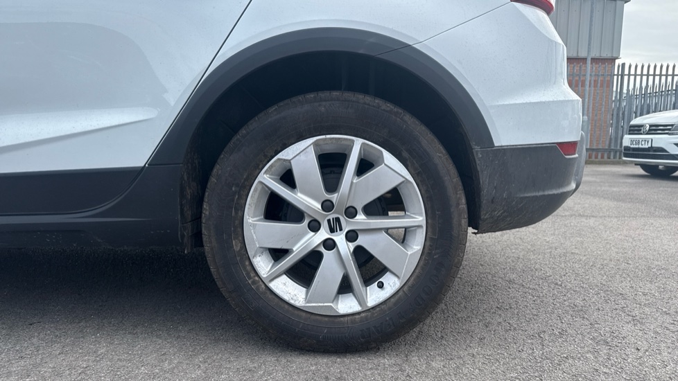 SEAT Arona 1.0 TSI SE 5dr Petrol Hatchback - Image 5