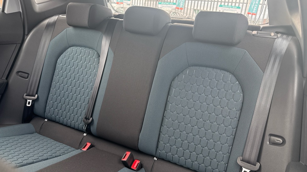 SEAT Arona 1.0 TSI SE 5dr Petrol Hatchback - Image 16