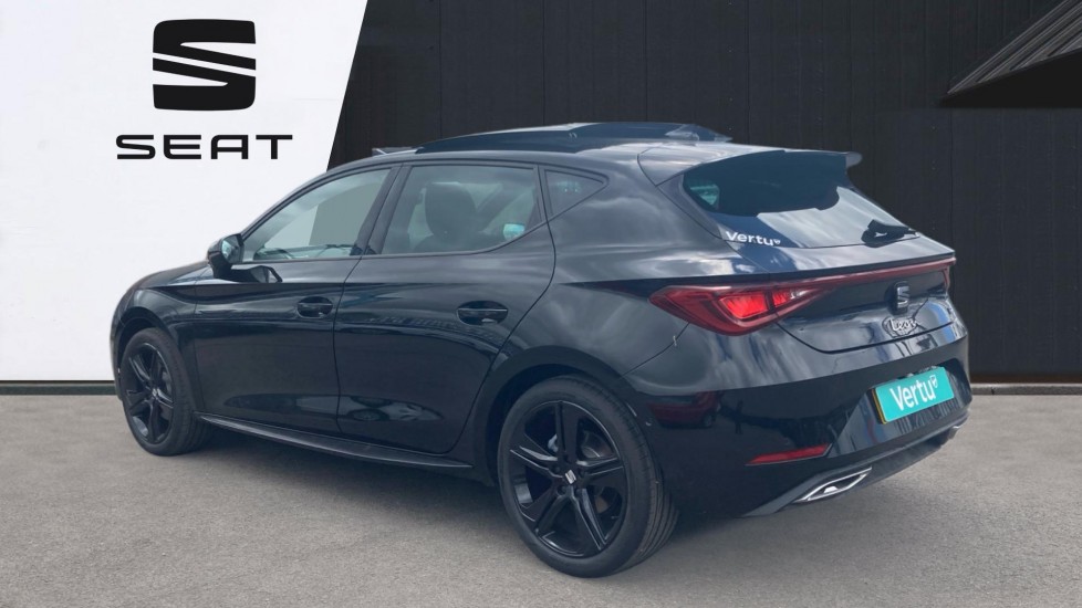 SEAT Leon 1.5 eTSI 115 FR Black Edition 5dr DSG [DAP] Petrol Estate - Image 3